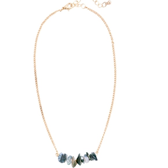 ✨Gold Stone Choker✨ - Picture 3 of 4